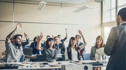 How Do Corporate Training Services in Dubai Support Employee Retention?